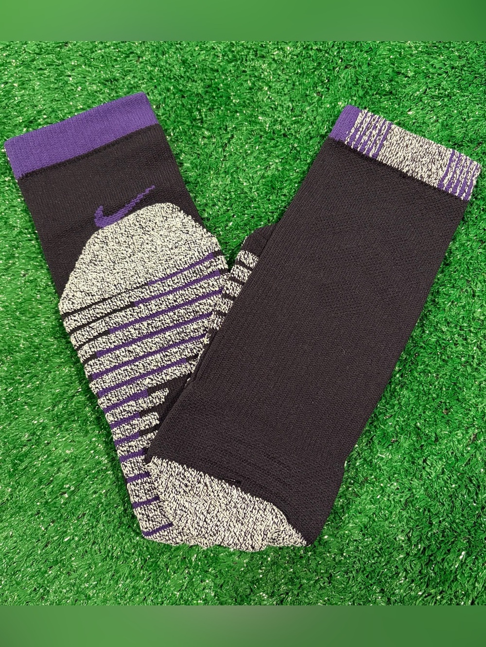 NEW NIKE GRIP CREW FOOTBALL SOCKS
